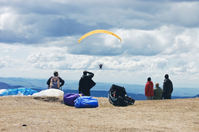 Paragliding