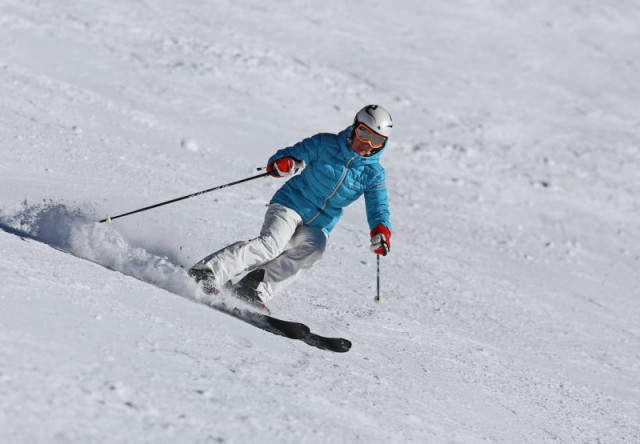 Alloskis : alpine skiing