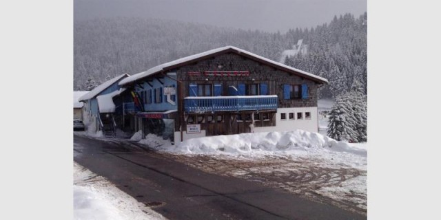 SKIS L'ECLAIR