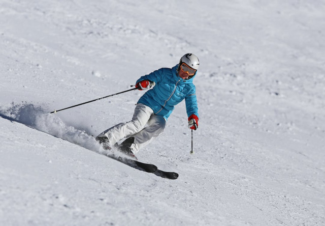 Magasin front de neige alpin : matériel alpin