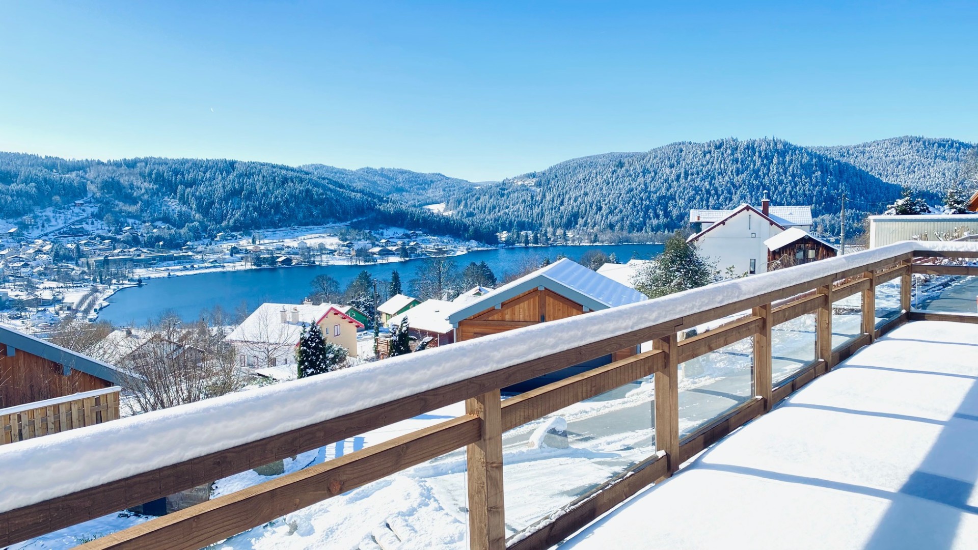 GD042 - vue lac en hiver