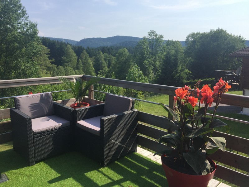 Terrasse Chambres d'hôtes Fleur de Lorraine à L'Eden de Floridylle Xonrupt-Longemer Vosges 	