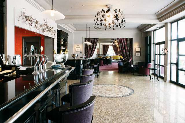 Bar de l'hôtel Beau Rivage Gérardmer Vosges bar hotel restaurant beau rivage gerardmer vosges