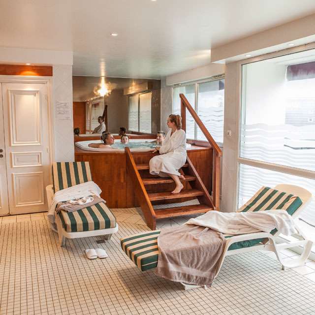 Spa de l'hôtel Beau Rivage Gérardmer Vosges  spa jacuzzi hotel beau rivage gerardmer vosges