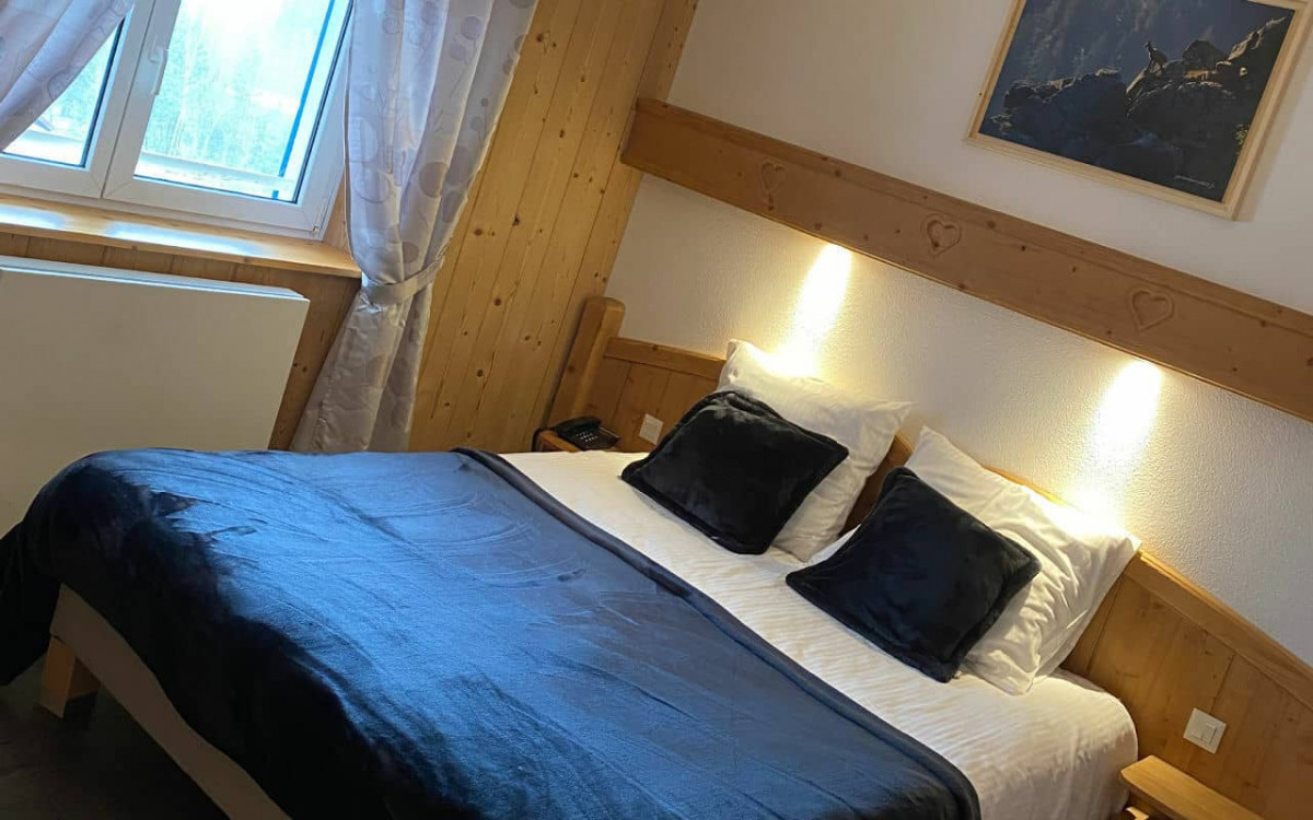 Room 154980-403901 Room 154980-403901