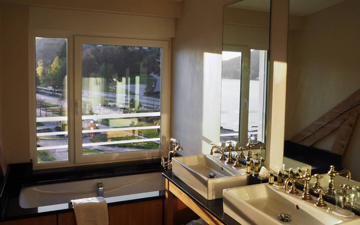 CHAMBRE VUE LAC SUPERIEUR-CHAMBRE LAC SUPERIEURE 307-309 CHAMBRE VUE LAC SUPERIEUR-CHAMBRE LAC SUPERIEURE 307-309