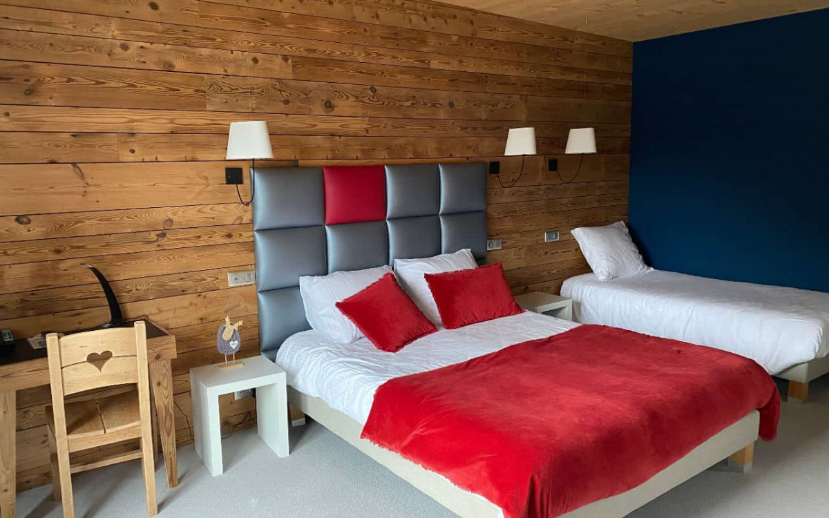 Room 198336-540663