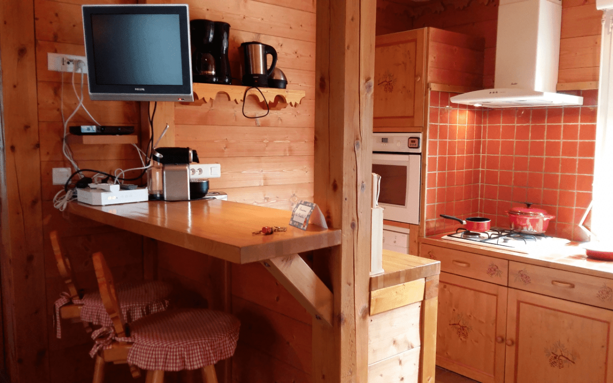 la datcha jeanne-NUIT CHEZ JEANNE la datcha jeanne-NUIT CHEZ JEANNE