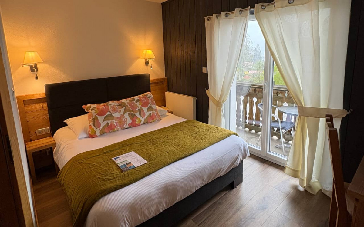 Room 131249-343544 Room 131249-343544