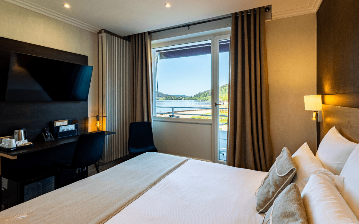 Room 152893-398878 Room 152893-398878