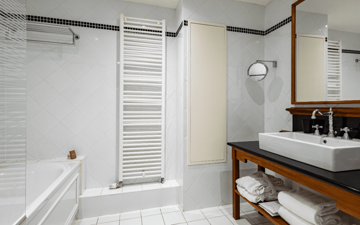 CHAMBRE EXECUTIVE-Pour 1 ou 2 personnes CHAMBRE EXECUTIVE-Pour 1 ou 2 personnes