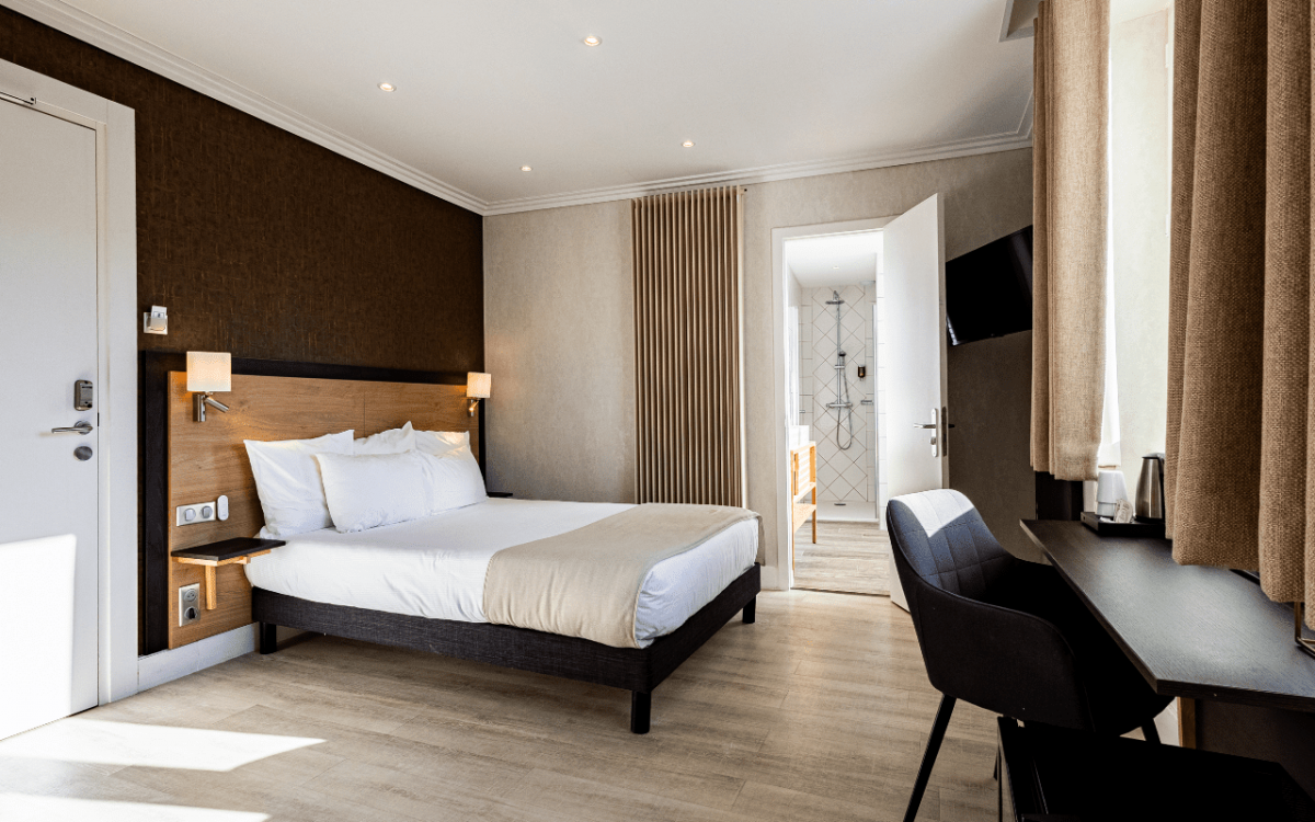 Room 152899-398876 Room 152899-398876