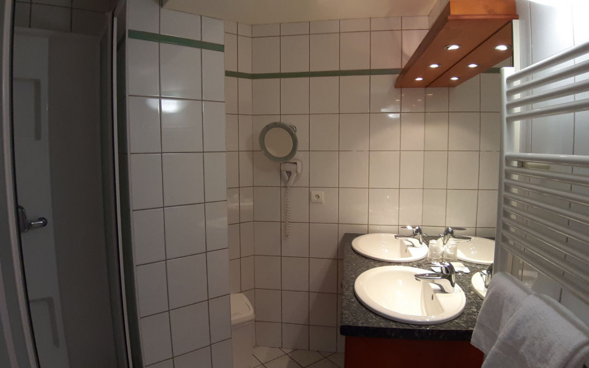 JUNIOR SUITE-JUNIOR SUITE 4 PERS