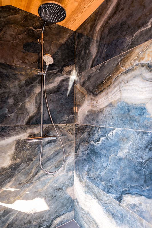 gentiane-douche-1116652 gentiane-douche-1116652