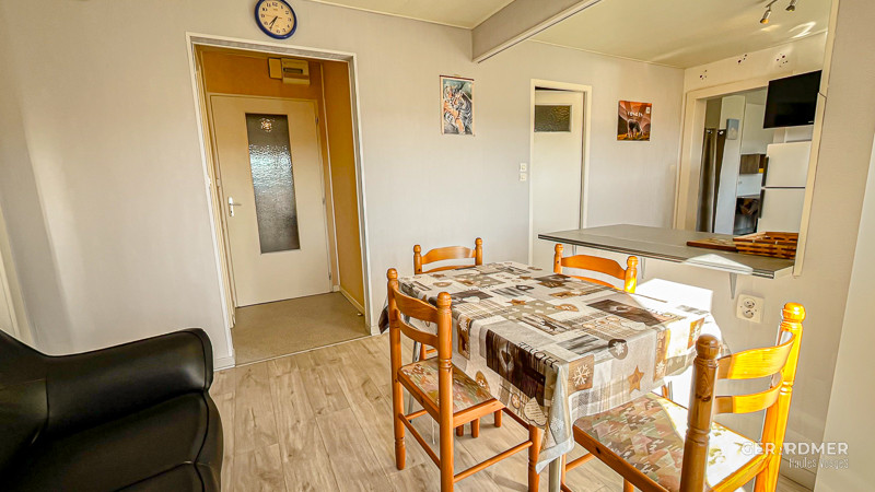 g0161-b-sam4-1347703