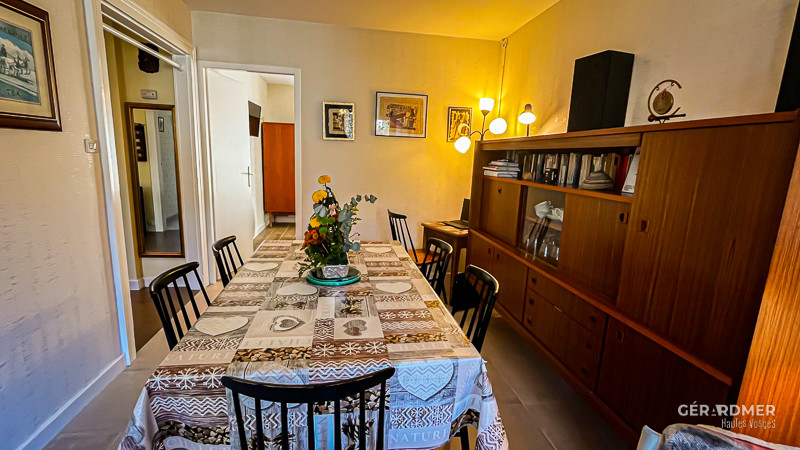 g0554-salon4-1321796