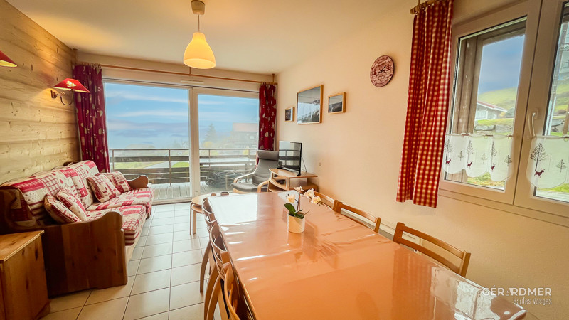 gd056-a244h-salon3-1393074