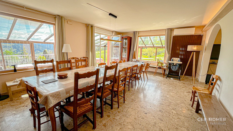 gs090-salon2-1355671