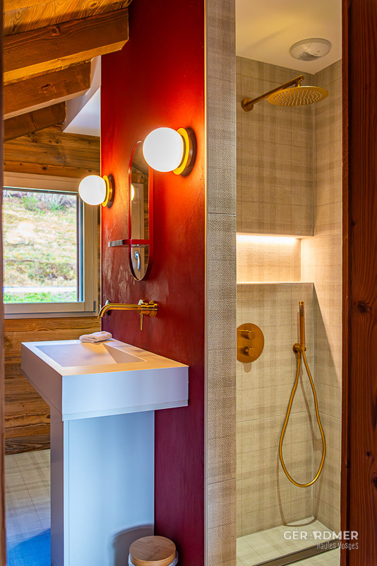 gs092-douchechb1-1400254