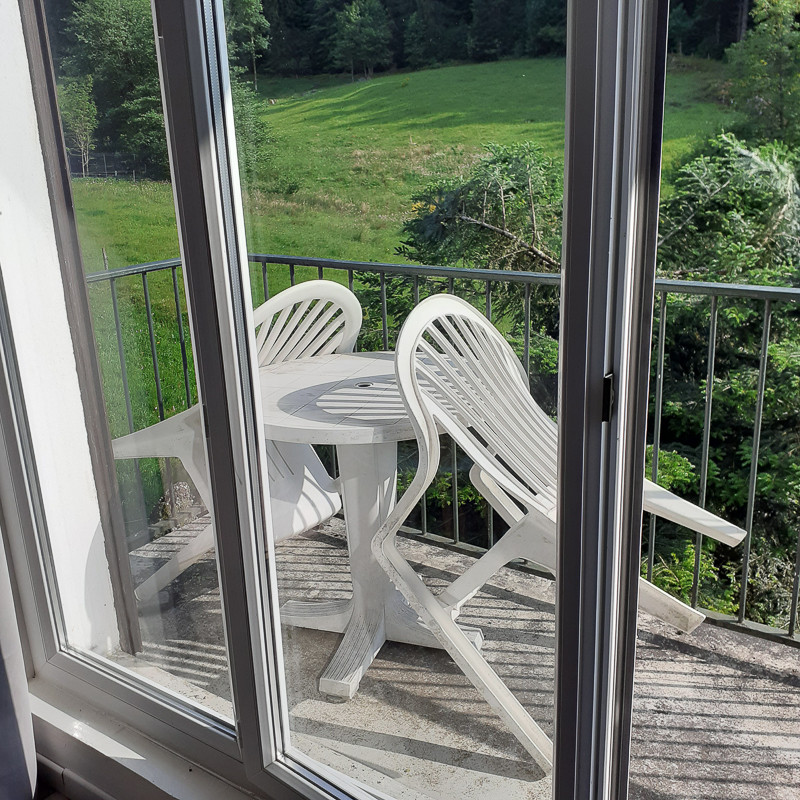 gv041-balcon-1417751 gv041-balcon-1417751