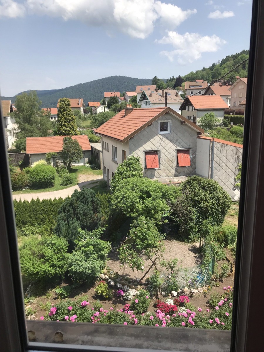 gm064-vue-depuis-la-cuisine-909831