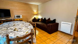 g0549-salon3-1318610