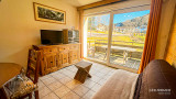 gb023-salon-1338159