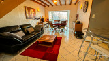 gg063-c-salon1-1336599