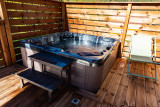 gs066-a623f-jacuzzi-1009310