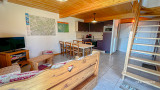 gt025-a-salon1-1352946