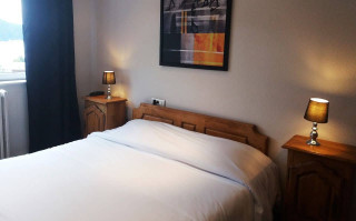 chambre double c?t? village-CHAMBRE CLASSIQUE VILLAGE 2 PERS.