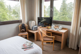 Room 152892-398877