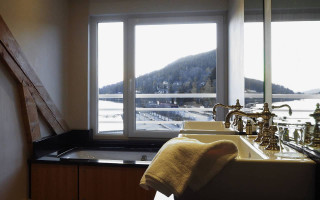 Room 181408-494755