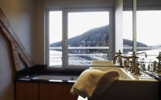 Room 181408-494755