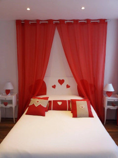 LA MONTAGNE-CHAMBRE MONTAGNE