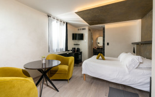 SOLEIL-CHAMBRE SOLEIL