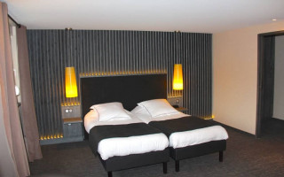 Room 204798-556560 Room 204798-556560