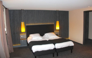 Room 204798-556560