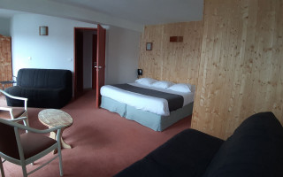 Room 83700-228215