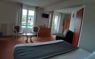 Room 83700-228215