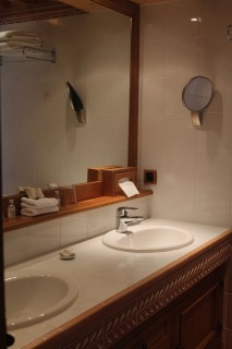 salle de bains chambre standard hotel bas rupts gerardmer