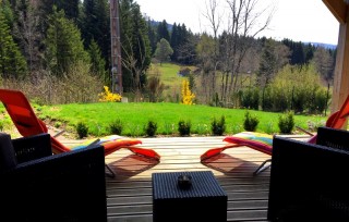 Terrasse Chambres d'hôtes Fleur de Lorraine à L'Eden de Floridylle Xonrupt-Longemer Vosges 	