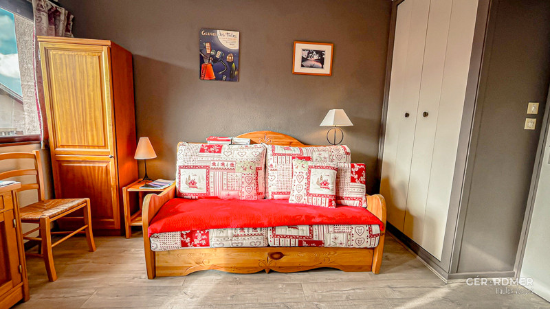 ga011-canap-1341839 ga011-canap-1341839