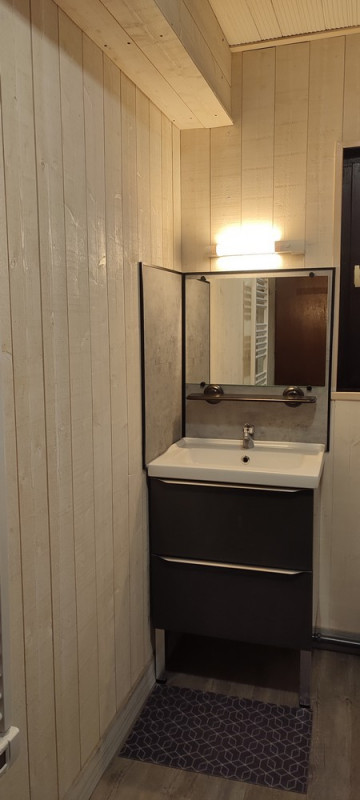 gm073-a161b-salle-de-douche2-1443591