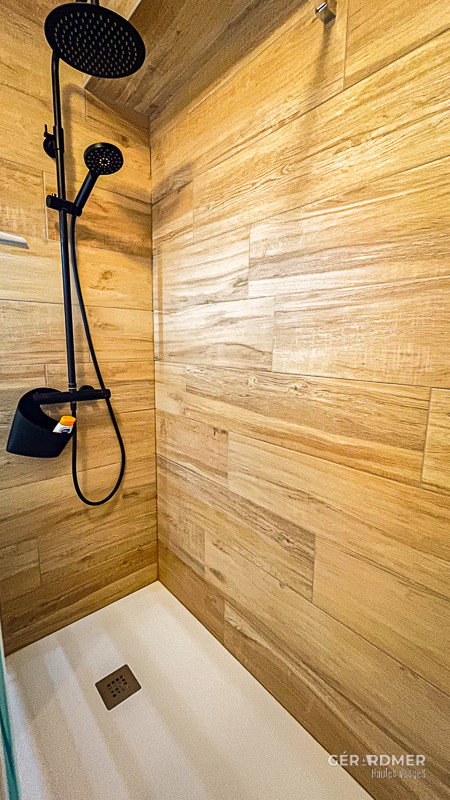 gr038-douche-1338170 gr038-douche-1338170