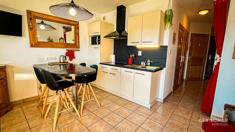 gr038-salon-1338173 gr038-salon-1338173