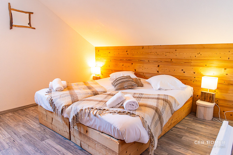 gs096-c104a-chb2-1412398 gs096-c104a-chb2-1412398