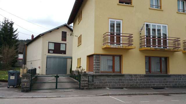 gf011-cote-rue-182976 gf011-cote-rue-182976