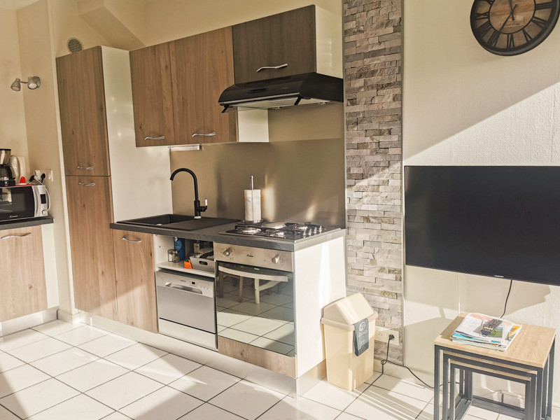 gl052-cuisine-tv-1255219 gl052-cuisine-tv-1255219