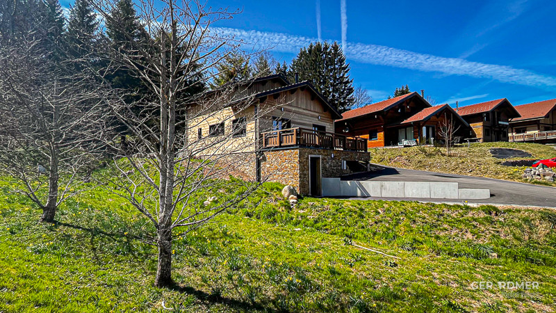gj011-facade-1351873 gj011-facade-1351873